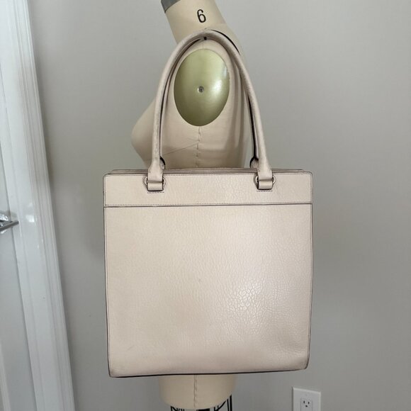 Kate Spade Large Cream/Beige Perri Lane Perforated Zip Top Closure Tote - Picture 3 of 11